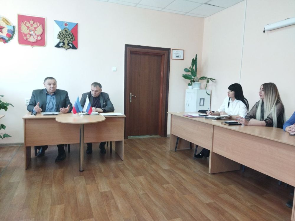 В Администрации городского округа город Ровеньки состоялось совещание на тему: «Маркирование и учет сельскохозяйственных животных, содержащихся в личном подсобном хозяйстве на территории муниципального образования согласно... В Администрации городского округа город Ровеньки состоялось совещание на тему: «Маркирование и учет сельскохозяйственных животных, содержащихся в личном подсобном хозяйстве на территории муниципального образования согласно...