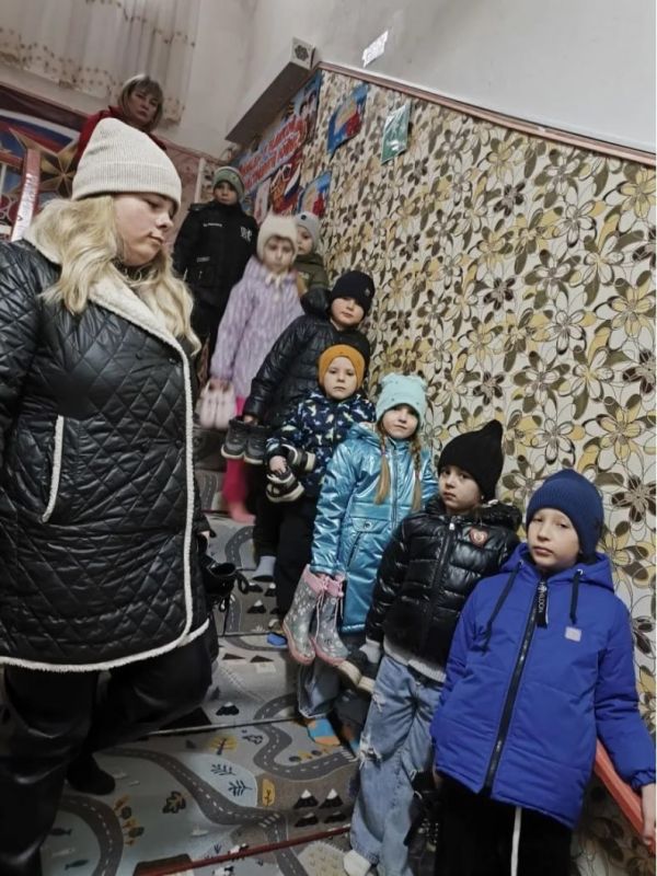 В 17 образовательных организации Свердловского муниципального округа прошли учения по антитеррористической безопасности В 17 образовательных организации Свердловского муниципального округа прошли учения по антитеррористической безопасности