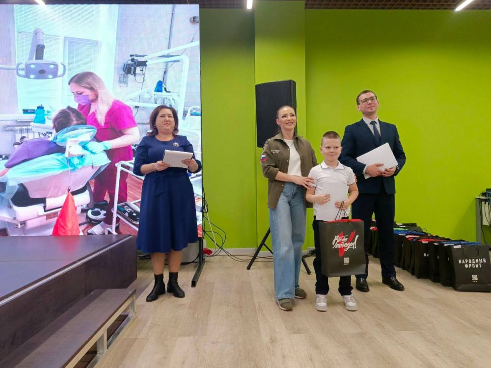 Инна Швенк: Республиканский центр занятости населения при поддержке Уполномоченного по правам ребенка в Луганской Народной Республике провёл для обучающихся школ г. Луганска фотоконкурс «Рабочие будни моих родителей» Инна Швенк: Республиканский центр занятости населения при поддержке Уполномоченного по правам ребенка в Луганской Народной Республике провёл для обучающихся школ г. Луганска фотоконкурс «Рабочие будни моих родителей»