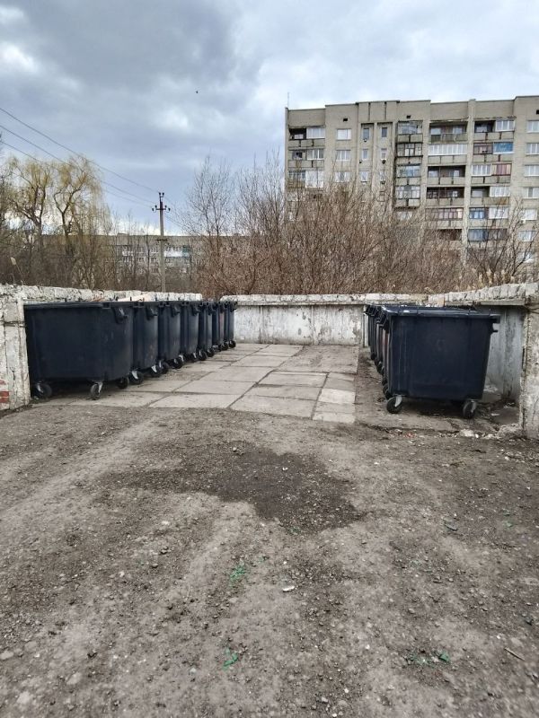 Виктория Сергеева: Коммунальщики в действии Виктория Сергеева: Коммунальщики в действии