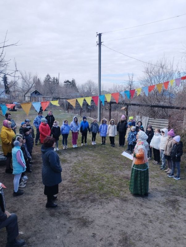 С праздником Весеннего равноденствия! Фольклорный праздник "Жаворонки" в Роднике состоялся! С праздником Весеннего равноденствия! Фольклорный праздник "Жаворонки" в Роднике состоялся!