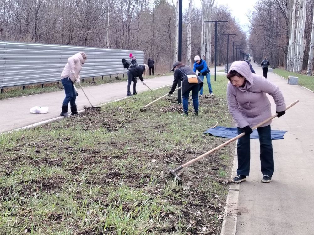 Акция весеннего благоустройства продолжается Акция весеннего благоустройства продолжается