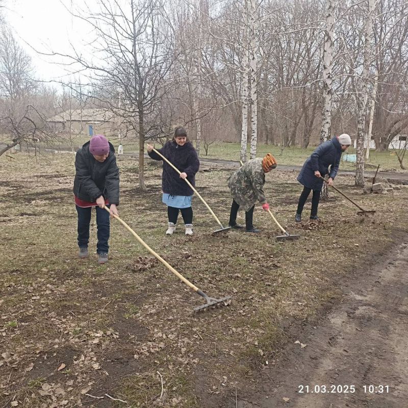 Субботники на территории Краснолучского городского округа Субботники на территории Краснолучского городского округа