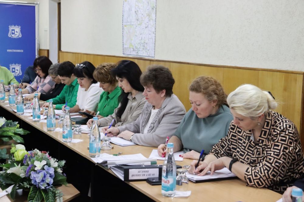 Вопросы подготовки ко Дню Победы обсудили в Стаханове Вопросы подготовки ко Дню Победы обсудили в Стаханове