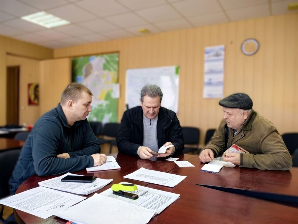 Провёл плановый приём граждан Провёл плановый приём граждан