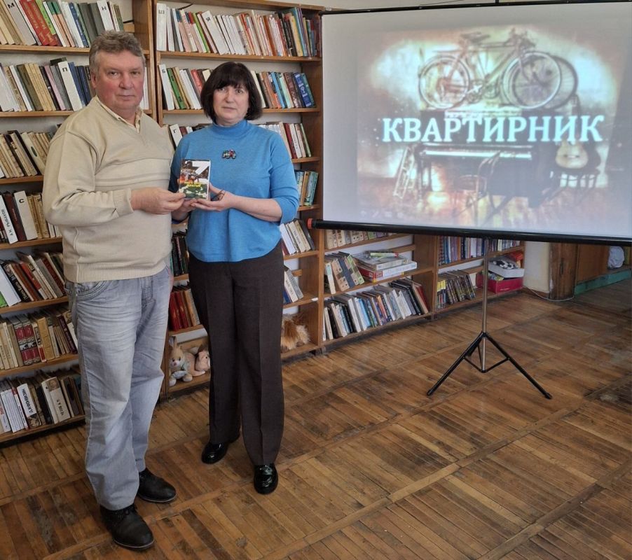 Состоялся «Литературный квартирник с членом Союза писателей России Александром Сигидой» Состоялся «Литературный квартирник с членом Союза писателей России Александром Сигидой»