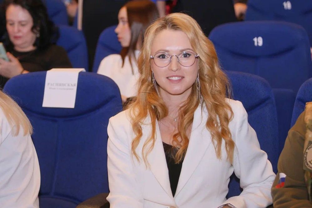 Дарья Лантратова: Какие они — женщины земли Владимирской? Умные и отважные, матери и труженицы, творцы и созидатели Дарья Лантратова: Какие они — женщины земли Владимирской? Умные и отважные, матери и труженицы, творцы и созидатели