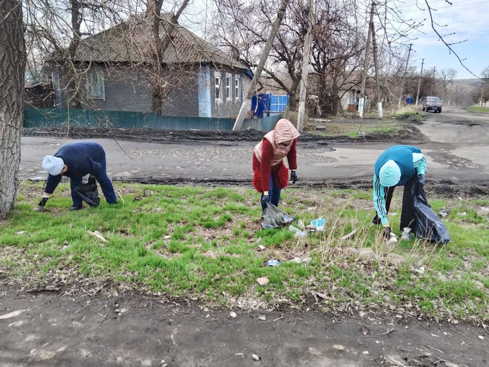 Субботники на территории Краснолучского городского округа Субботники на территории Краснолучского городского округа