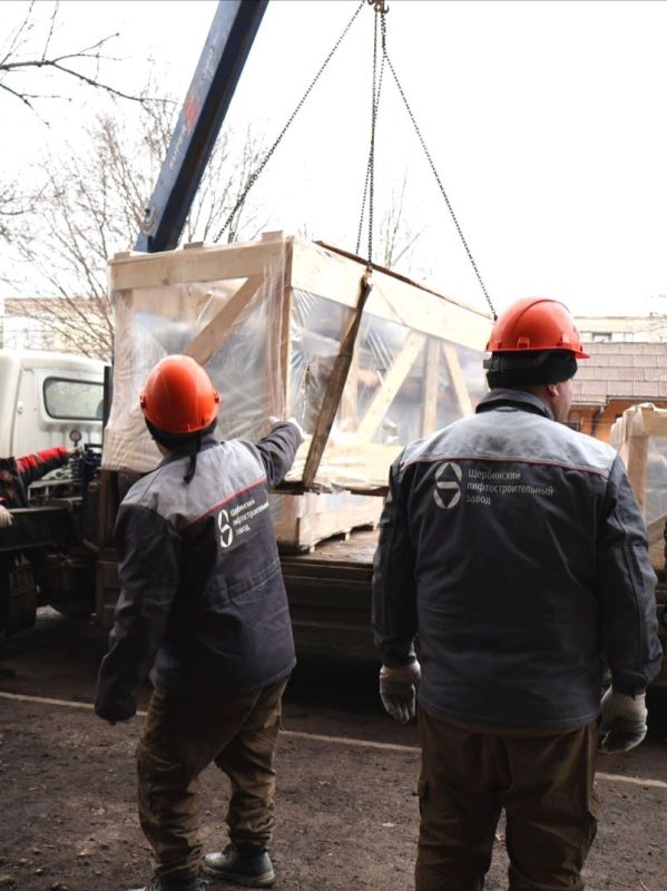 Более 5,5 тысяч квартир в ЛНР будут оснащены новыми лифтами к середине 2025 года Более 5,5 тысяч квартир в ЛНР будут оснащены новыми лифтами к середине 2025 года