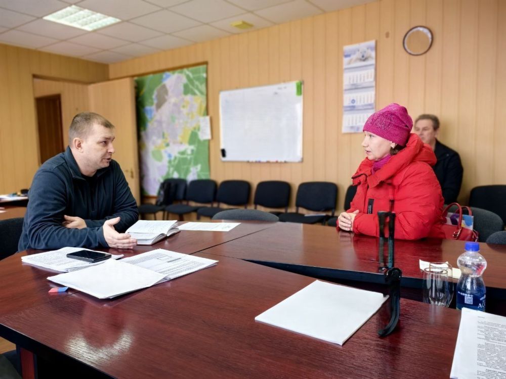 Провёл плановый приём граждан Провёл плановый приём граждан
