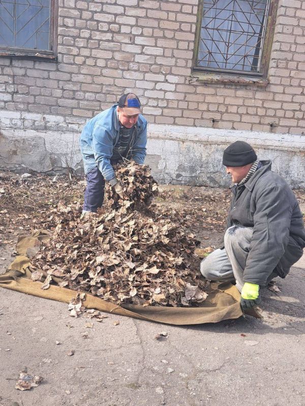 Субботники на территории Краснолучского городского округа Субботники на территории Краснолучского городского округа