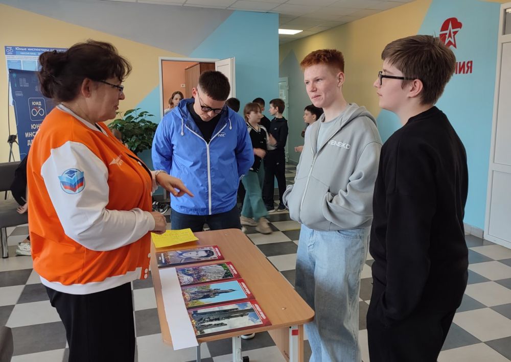 Марафон «Сила России»: в Станице Луганской почтили память защитницы Отечества Татьяны Уткиной Марафон «Сила России»: в Станице Луганской почтили память защитницы Отечества Татьяны Уткиной
