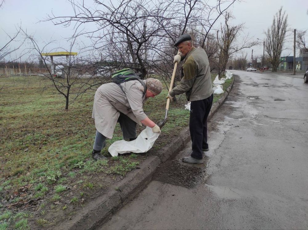 Субботники на территории Краснолучского городского округа Субботники на территории Краснолучского городского округа