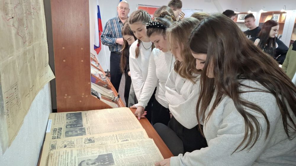 Экскурсия в Архивную службу ЛНР Экскурсия в Архивную службу ЛНР