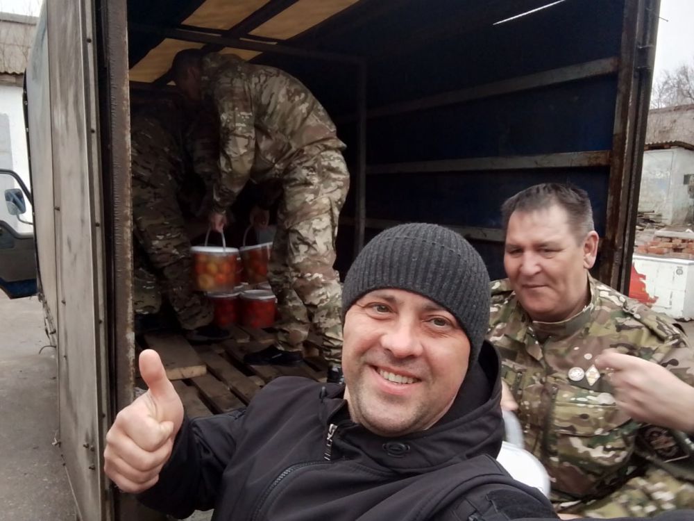 Угощения в Великий пост: При поддержке«Единой России» бойцам на передовую доставили домашние соленья Угощения в Великий пост: При поддержке«Единой России» бойцам на передовую доставили домашние соленья