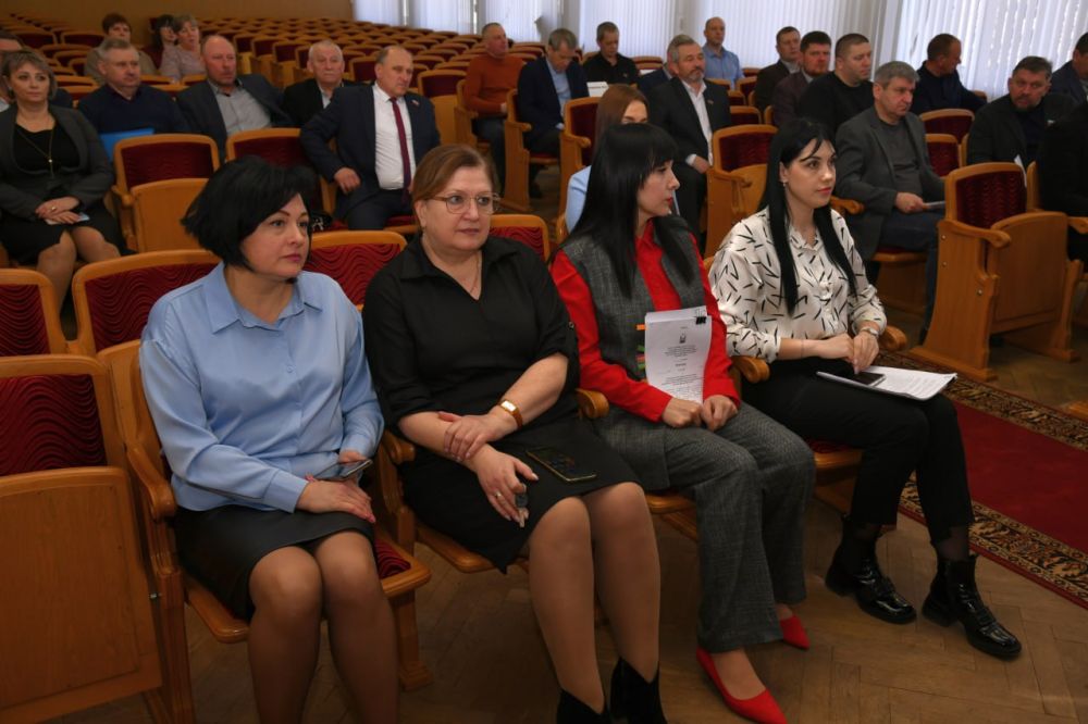 Состоялось XXVIII заседание I созыва Совета Свердловского муниципального округа Состоялось XXVIII заседание I созыва Совета Свердловского муниципального округа