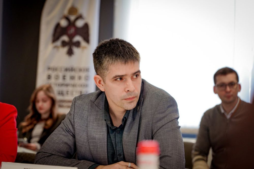 — Движение Первых – очень важная часть воспитательной системы, действующей в регионе, — Глава ЛНР Леонид Пасечник — Движение Первых – очень важная часть воспитательной системы, действующей в регионе, — Глава ЛНР Леонид Пасечник
