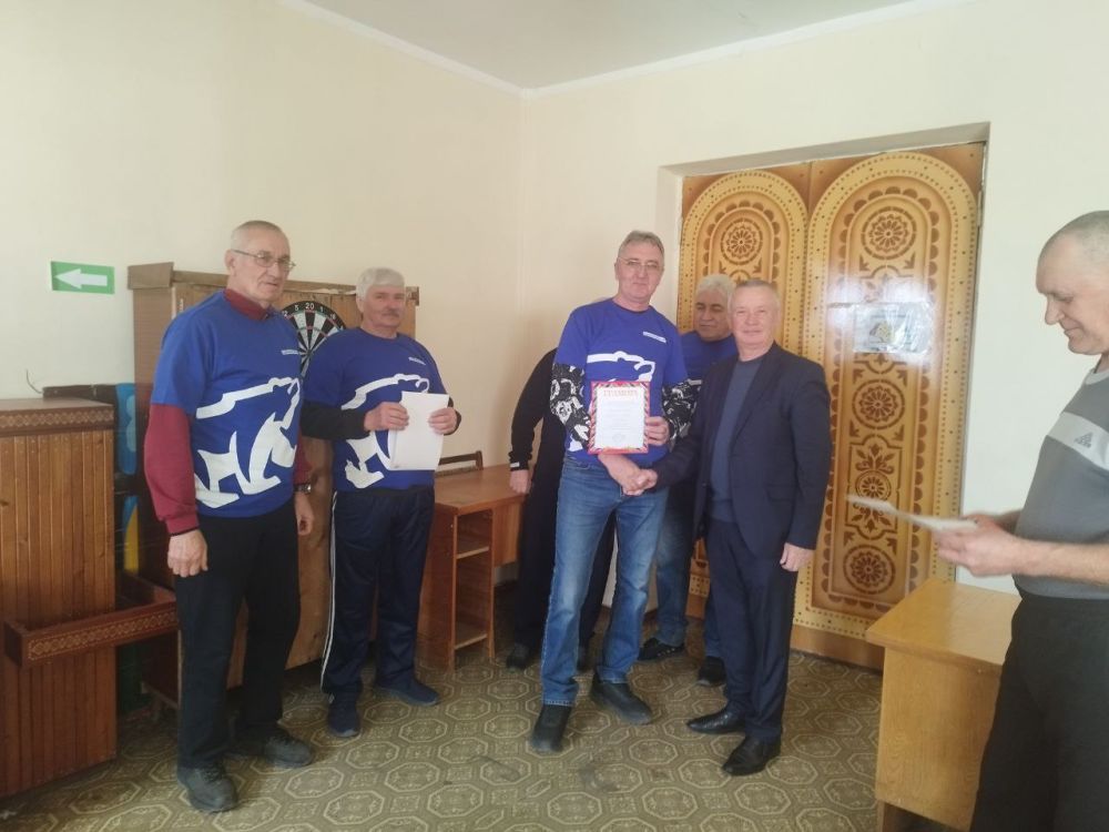 В поселке Краснодон участники старшего поколения продемонстрировали мастерство игры в дартс в рамках спортивного марафона «Сила России» В поселке Краснодон участники старшего поколения продемонстрировали мастерство игры в дартс в рамках спортивного марафона «Сила России»