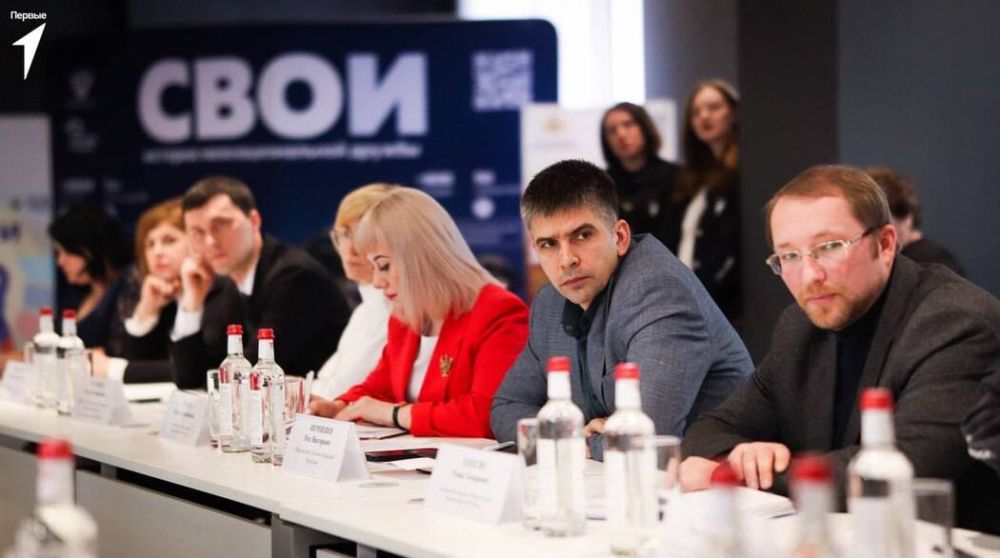 Инна Швенк: В Луганске состоялось заседание Регионального координационного совета при Главе ЛНР по взаимодействию с Движением Первых Инна Швенк: В Луганске состоялось заседание Регионального координационного совета при Главе ЛНР по взаимодействию с Движением Первых