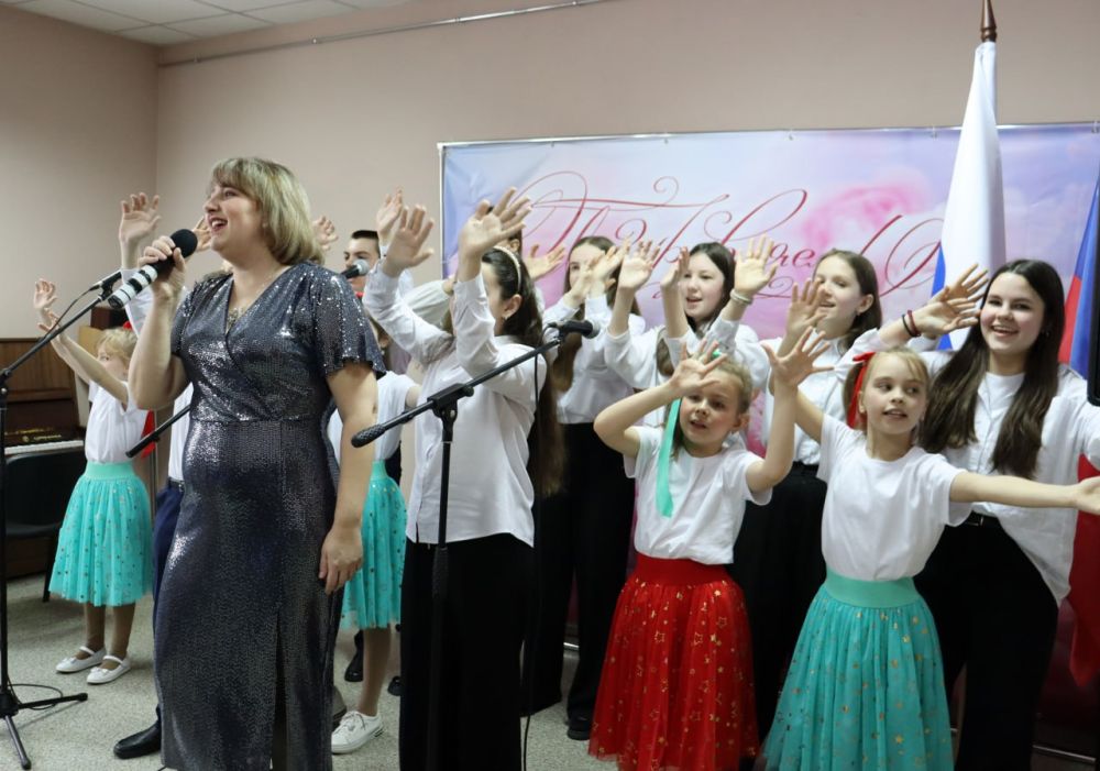 В Антраците состоялось торжественное мероприятие «Душа полна любви к искусству!», посвящённое Дню работников культуры В Антраците состоялось торжественное мероприятие «Душа полна любви к искусству!», посвящённое Дню работников культуры