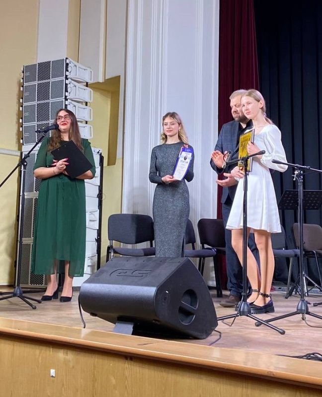 Воспитанники Краснодонской детской школы искусств им. А.Л. Корягина» триумфально выступили на престижных конкурсах Воспитанники Краснодонской детской школы искусств им. А.Л. Корягина» триумфально выступили на престижных конкурсах