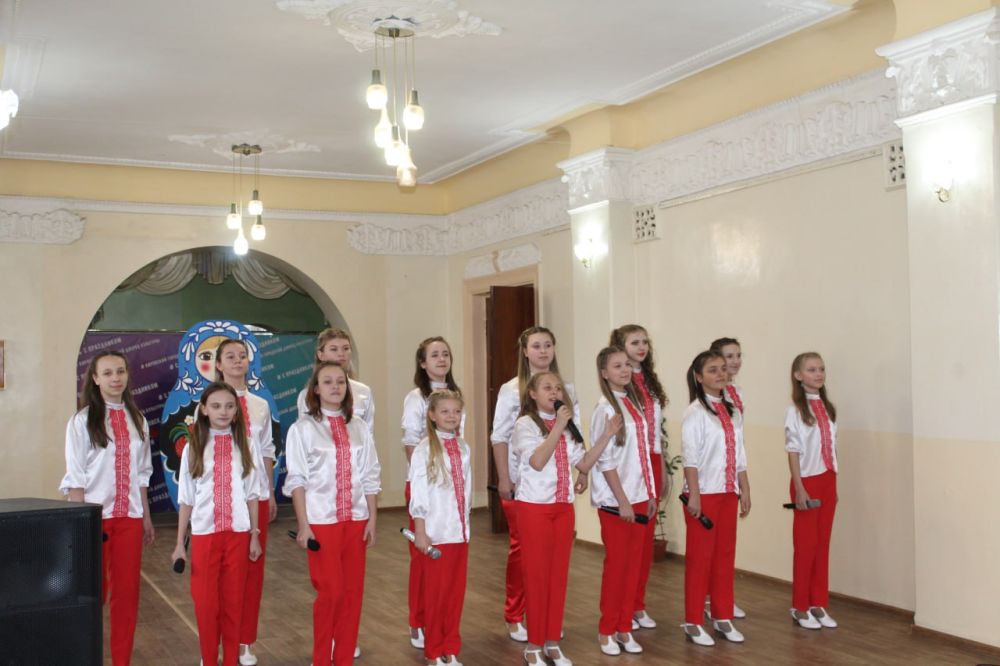 В Кировском Дворце культуры состоялось торжественное мероприятие, посвященное Дню работников культуры В Кировском Дворце культуры состоялось торжественное мероприятие, посвященное Дню работников культуры
