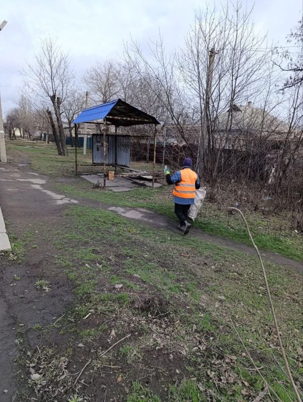 За период с 17 по 21 марта работниками МУП "ДЭРСУ" были выполнены следующие работы: За период с 17 по 21 марта работниками МУП "ДЭРСУ" были выполнены следующие работы: