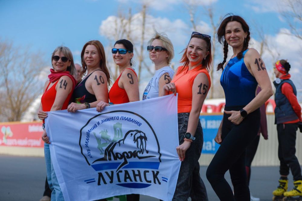 Луганские спортсменки завоевали призовые места по зимнему плаванию, сообщили в Минспорта ЛНР Луганские спортсменки завоевали призовые места по зимнему плаванию, сообщили в Минспорта ЛНР