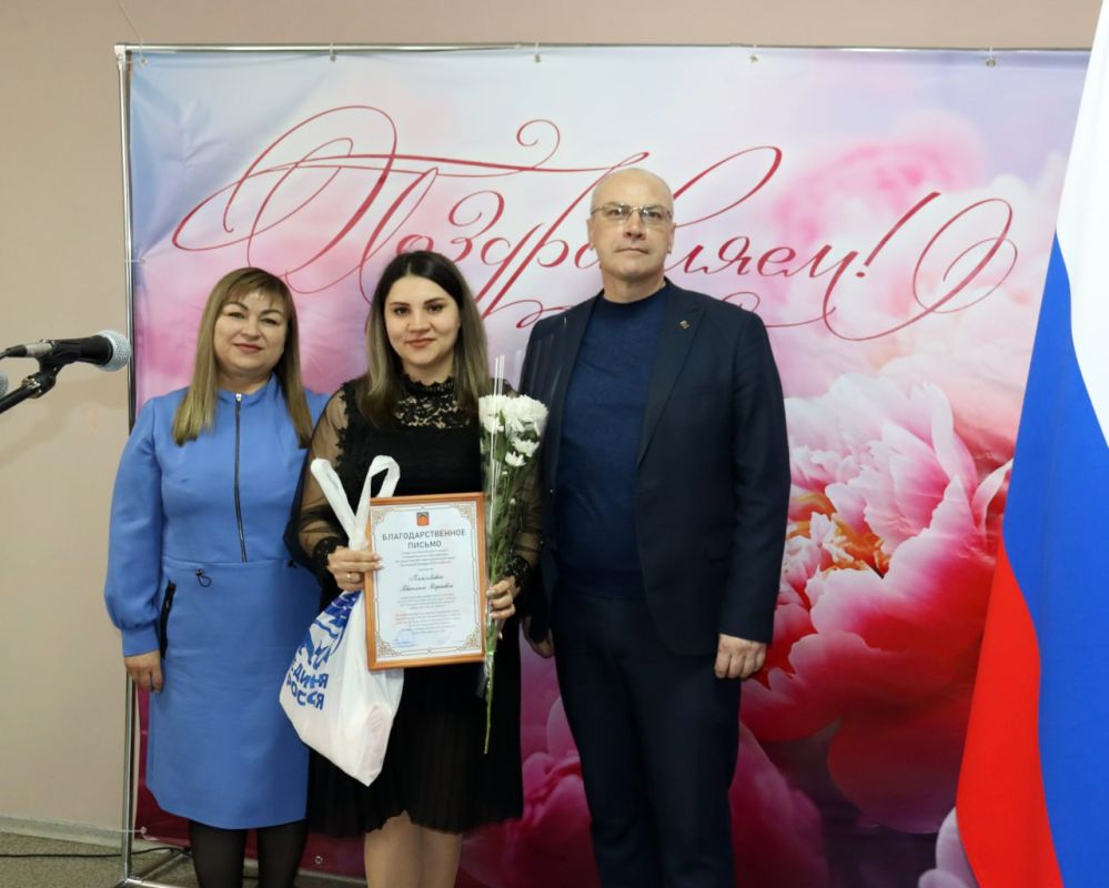 В Антраците состоялось торжественное мероприятие «Душа полна любви к искусству!», посвящённое Дню работников культуры В Антраците состоялось торжественное мероприятие «Душа полна любви к искусству!», посвящённое Дню работников культуры