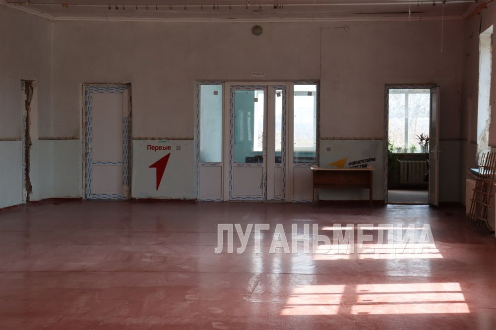 Шеф-регион Свердловского муниципального округа – Республика Хакасия – приступила к капитальному ремонту Володарской средней школы Шеф-регион Свердловского муниципального округа – Республика Хакасия – приступила к капитальному ремонту Володарской средней школы