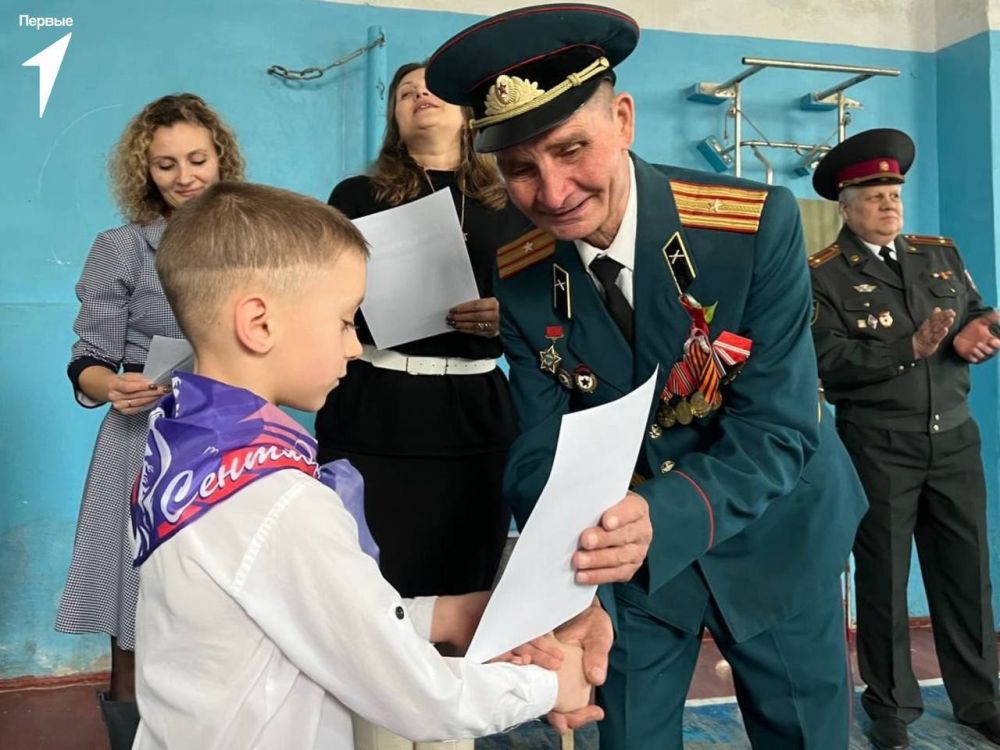 Более 12,5 тысяч школьников и студентов ЛНР поучаствовали в отборе Всероссийской военно-патриотической игры «Зарница 2.0». Об этом сообщили в пресс-службе «Движения Первых» Более 12,5 тысяч школьников и студентов ЛНР поучаствовали в отборе Всероссийской военно-патриотической игры «Зарница 2.0». Об этом сообщили в пресс-службе «Движения Первых»