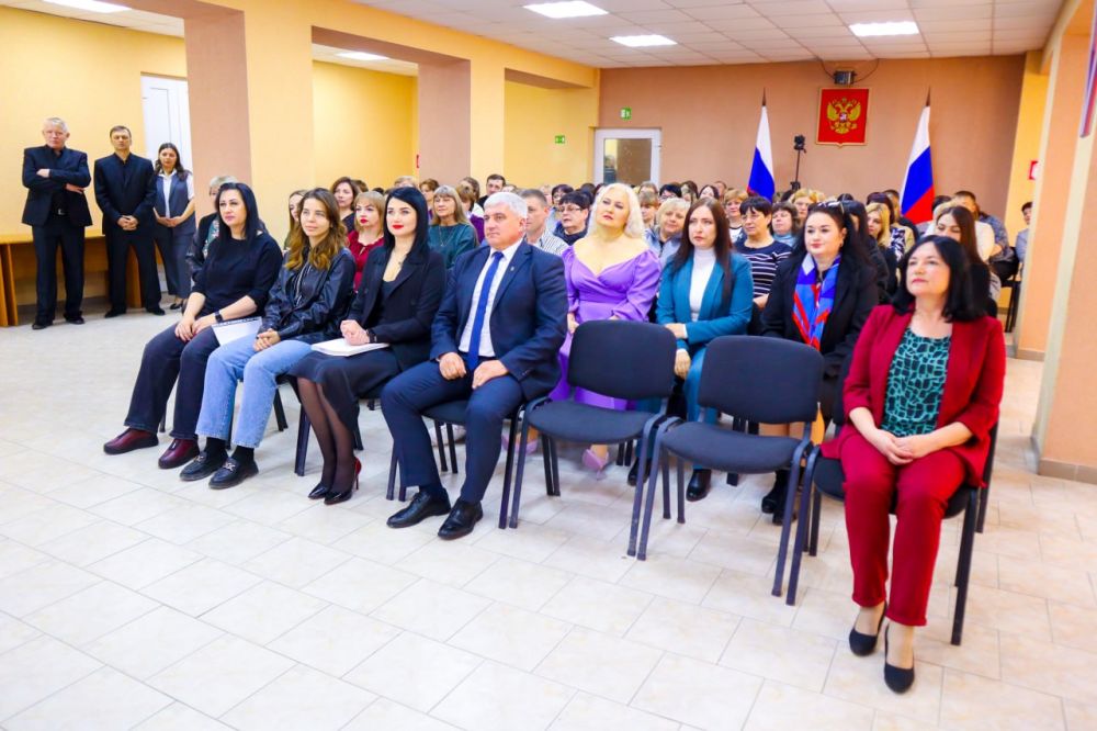 25 марта в Беловодском районном Доме культуры прошли торжества в честь профессионального праздника – Дня работника культуры 25 марта в Беловодском районном Доме культуры прошли торжества в честь профессионального праздника – Дня работника культуры