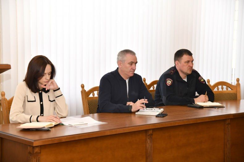 В малом зале Администрации Свердловского муниципального округа под председательством заместителя Главы Администрации Татьяны Мирошниковой состоялось очередное заседание комиссии по проведению обследования жилых помещений... В малом зале Администрации Свердловского муниципального округа под председательством заместителя Главы Администрации Татьяны Мирошниковой состоялось очередное заседание комиссии по проведению обследования жилых помещений...