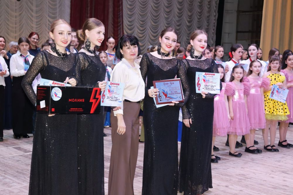 В ГДК им. Горького прошёл финал патриотического фестиваля «Во славу Великой Победы!» В ГДК им. Горького прошёл финал патриотического фестиваля «Во славу Великой Победы!»