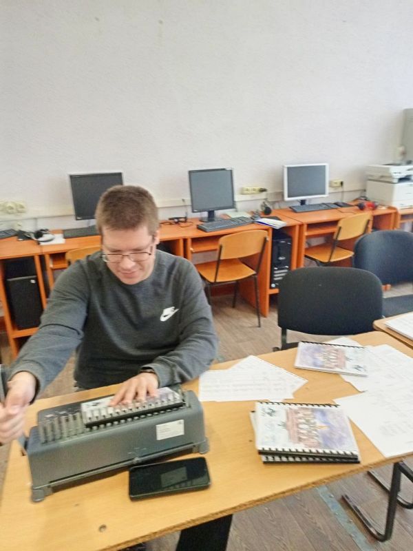 Андрей Рубанцов: Лингвоклуб «Полиглот» - в действии! Андрей Рубанцов: Лингвоклуб «Полиглот» - в действии!