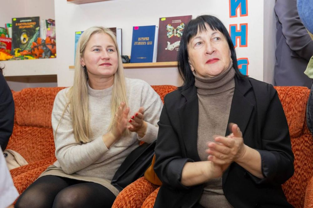 Презентация книги сказок и рассказов для детей на чешском языке «Волшебник в каждом из нас. Донбасские сказки и рассказы» состоялась в Луганской библиотеке для детей Презентация книги сказок и рассказов для детей на чешском языке «Волшебник в каждом из нас. Донбасские сказки и рассказы» состоялась в Луганской библиотеке для детей