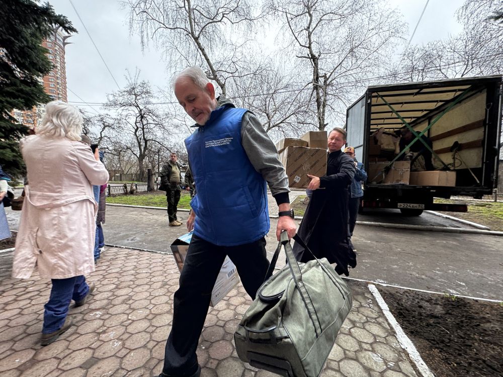 В Донецке Русская Православная Церковь открыла центр помощи В Донецке Русская Православная Церковь открыла центр помощи
