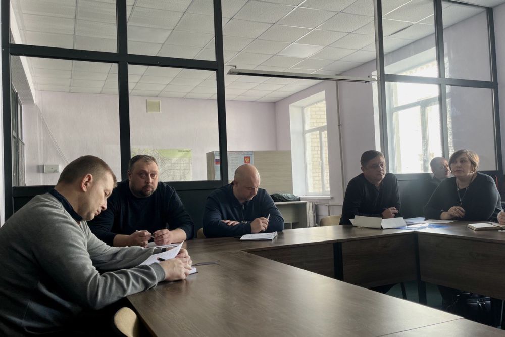 Константин Роговенко провел рабочую встречу с представителями администраций Северодонецка, Лисичанска, Кременной, Рубежного и субъектов ТЭК Константин Роговенко провел рабочую встречу с представителями администраций Северодонецка, Лисичанска, Кременной, Рубежного и субъектов ТЭК