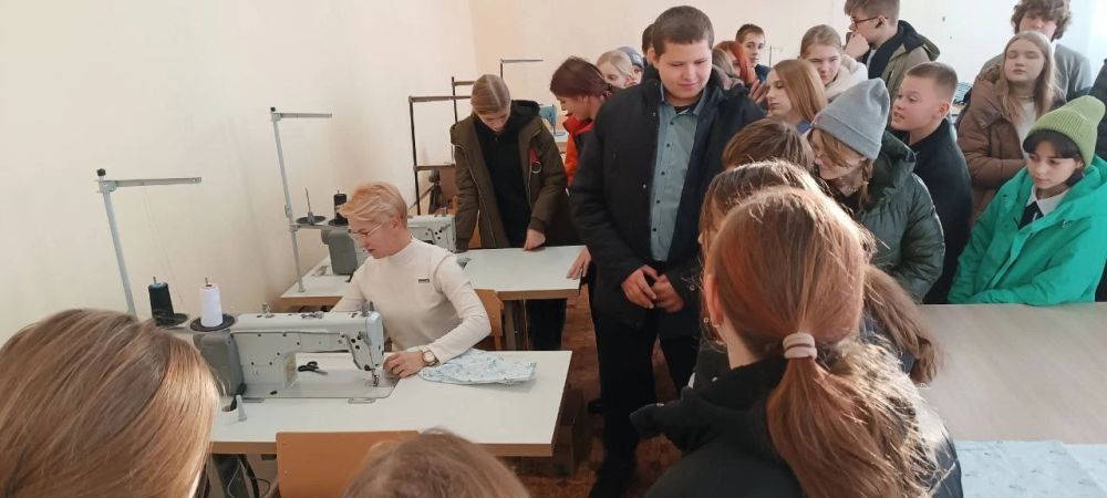 Константин Бутримов: Профориентационное мероприятие для школьников в Новоайдарском аграрном колледже Константин Бутримов: Профориентационное мероприятие для школьников в Новоайдарском аграрном колледже
