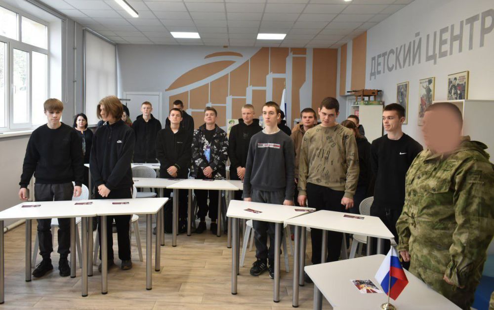 "И в час беды и в праздничные дни "И в час беды и в праздничные дни