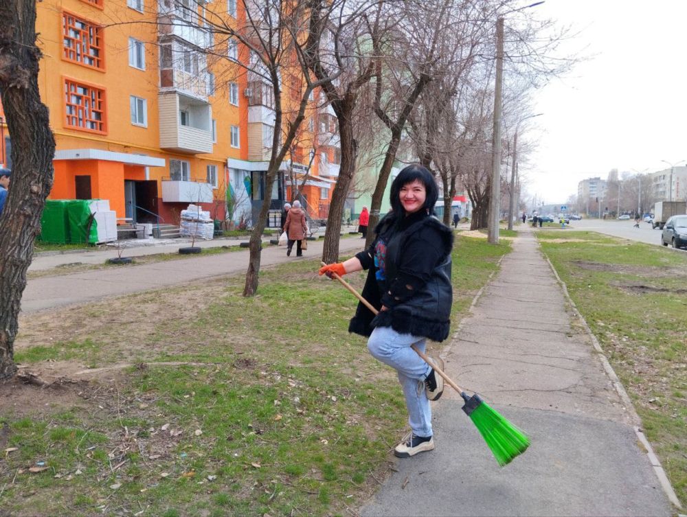 Субботник в нашем городе: Искусство заботы о природе! Субботник в нашем городе: Искусство заботы о природе!