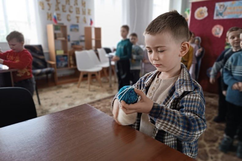 В Свердловской центральной городской библиотеке для детей продолжается Неделя детской и юношеской книги В Свердловской центральной городской библиотеке для детей продолжается Неделя детской и юношеской книги