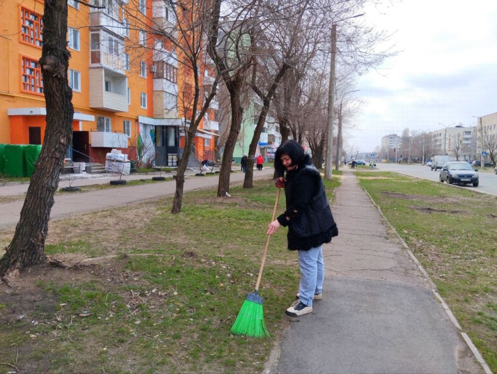 Субботник в нашем городе: Искусство заботы о природе! Субботник в нашем городе: Искусство заботы о природе!