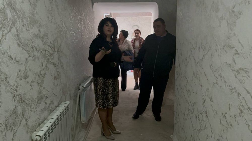Глава городского округа Андрей Рубанцов посетил детский сад «Аленький цветочек» с целью ознакомления с условиями нахождения детей в ДОУ, а также с хозяйственной деятельностью детсада Глава городского округа Андрей Рубанцов посетил детский сад «Аленький цветочек» с целью ознакомления с условиями нахождения детей в ДОУ, а также с хозяйственной деятельностью детсада