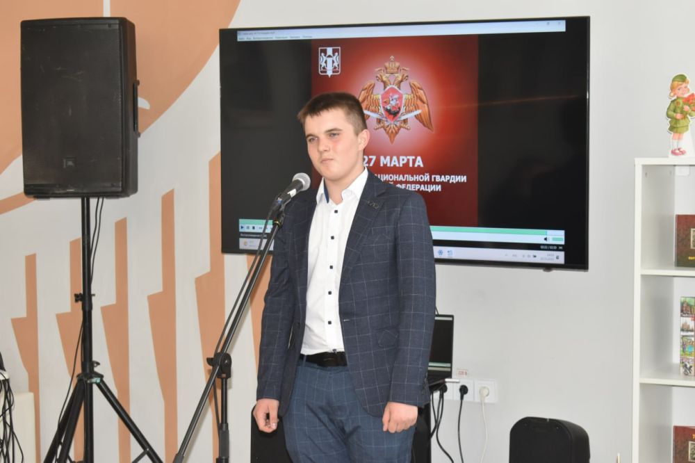 "И в час беды и в праздничные дни "И в час беды и в праздничные дни