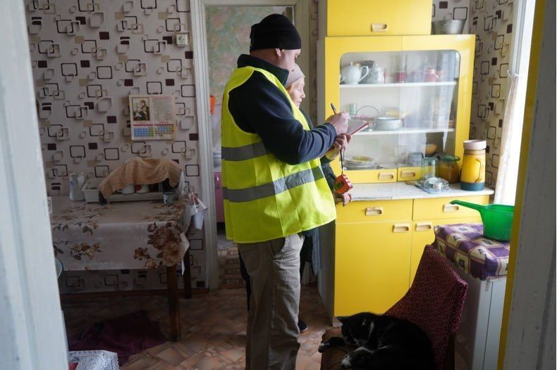 В Свердловском округе Красноярский край поможет заменить окна в доме ветерана ВОВ В Свердловском округе Красноярский край поможет заменить окна в доме ветерана ВОВ