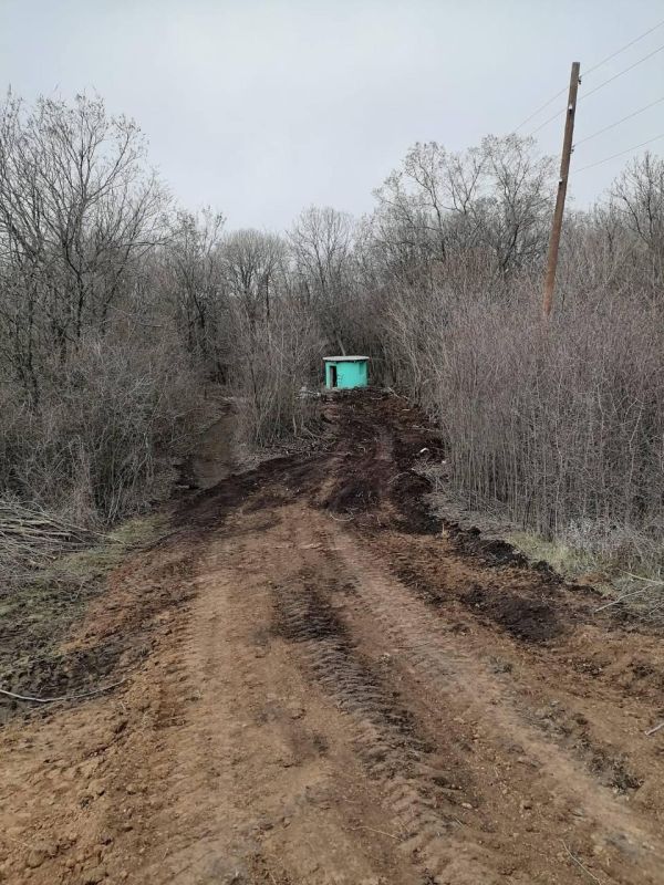 Ульяновские коммунальщики приступили к монтажу нового водопровода в Лутугинском муниципальном округе Ульяновские коммунальщики приступили к монтажу нового водопровода в Лутугинском муниципальном округе