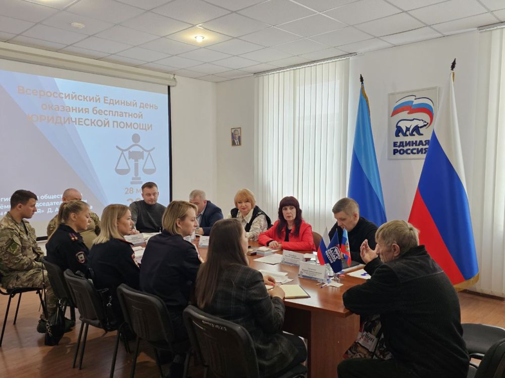 Анна Сорока: Руководитель Аппарата Уполномоченного по правам человека в Луганской Народной Республике Даниил Стяжкин и начальник юридического отдела Аппарата Уполномоченного по правам человека в Луганской Народной Республике... Анна Сорока: Руководитель Аппарата Уполномоченного по правам человека в Луганской Народной Республике Даниил Стяжкин и начальник юридического отдела Аппарата Уполномоченного по правам человека в Луганской Народной Республике...