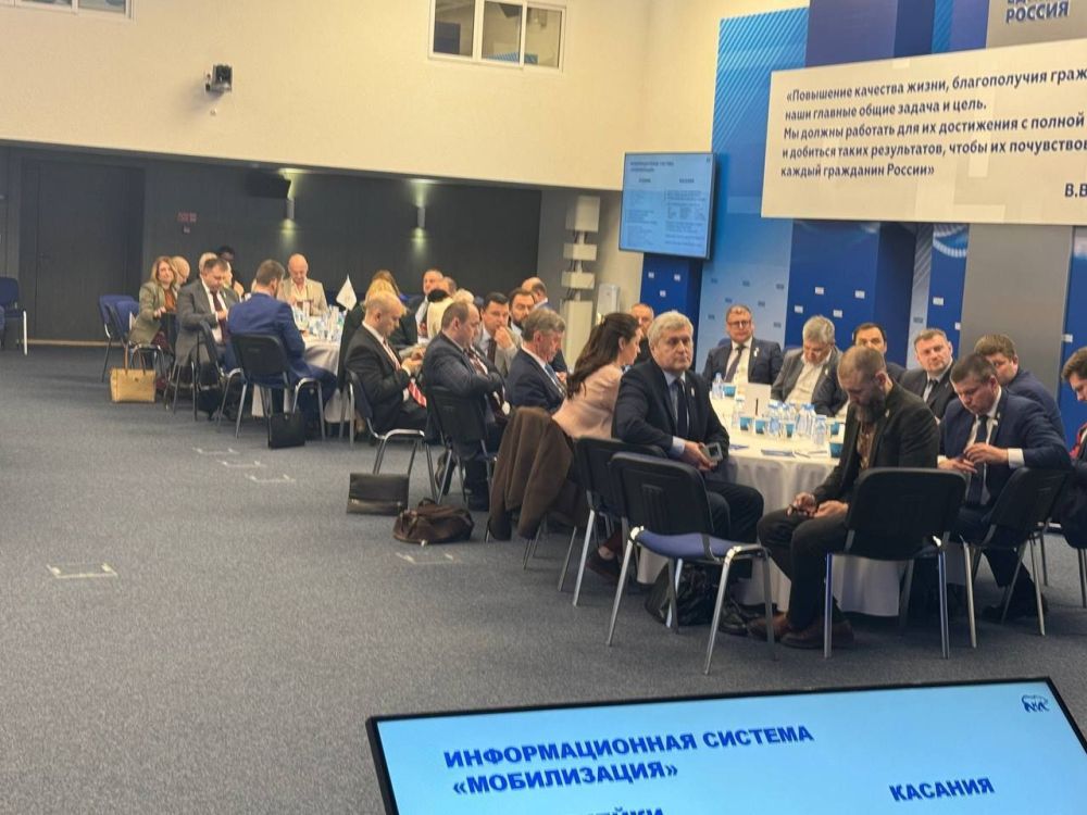 Константин Бутримов: НА ПЛОЩАДКАХ ФОРУМА "ВЫБИРАЙ СВОЁ" Константин Бутримов: НА ПЛОЩАДКАХ ФОРУМА "ВЫБИРАЙ СВОЁ"