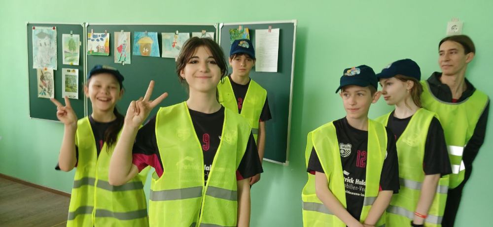 26 марта в ГБОУ ЛНР «Лисичанская средняя школа №4» прошло муниципальное мероприятие для команд ЮИД «Мобильные средства передвижения. Преимущество и риск для жизни» 26 марта в ГБОУ ЛНР «Лисичанская средняя школа №4» прошло муниципальное мероприятие для команд ЮИД «Мобильные средства передвижения. Преимущество и риск для жизни»